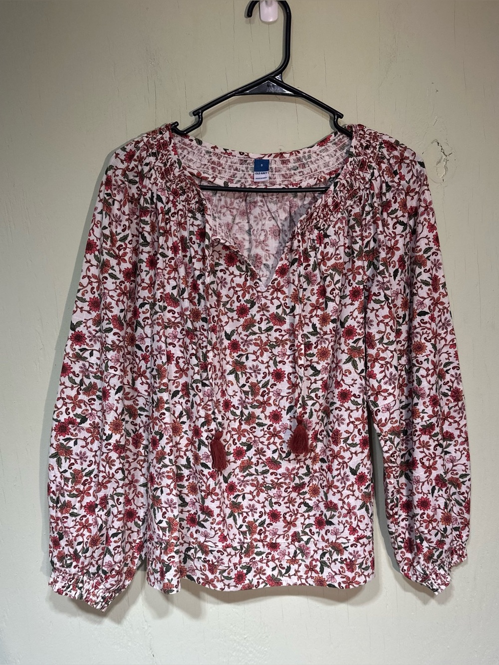 Old Navy floral cotton long sleeve blouse women’s size small
